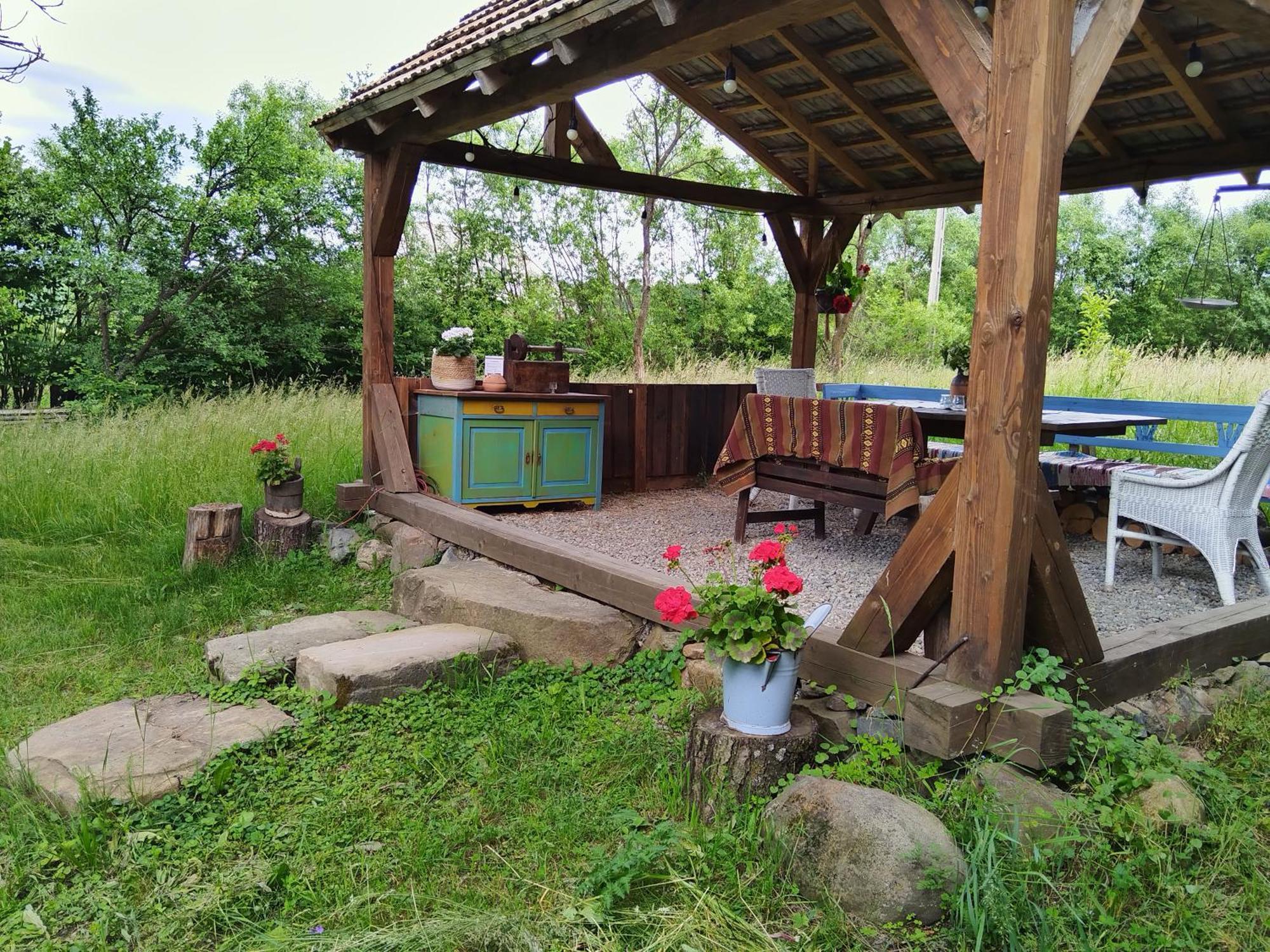 Small Apartment In Breb S Cosy Barn Esterno foto