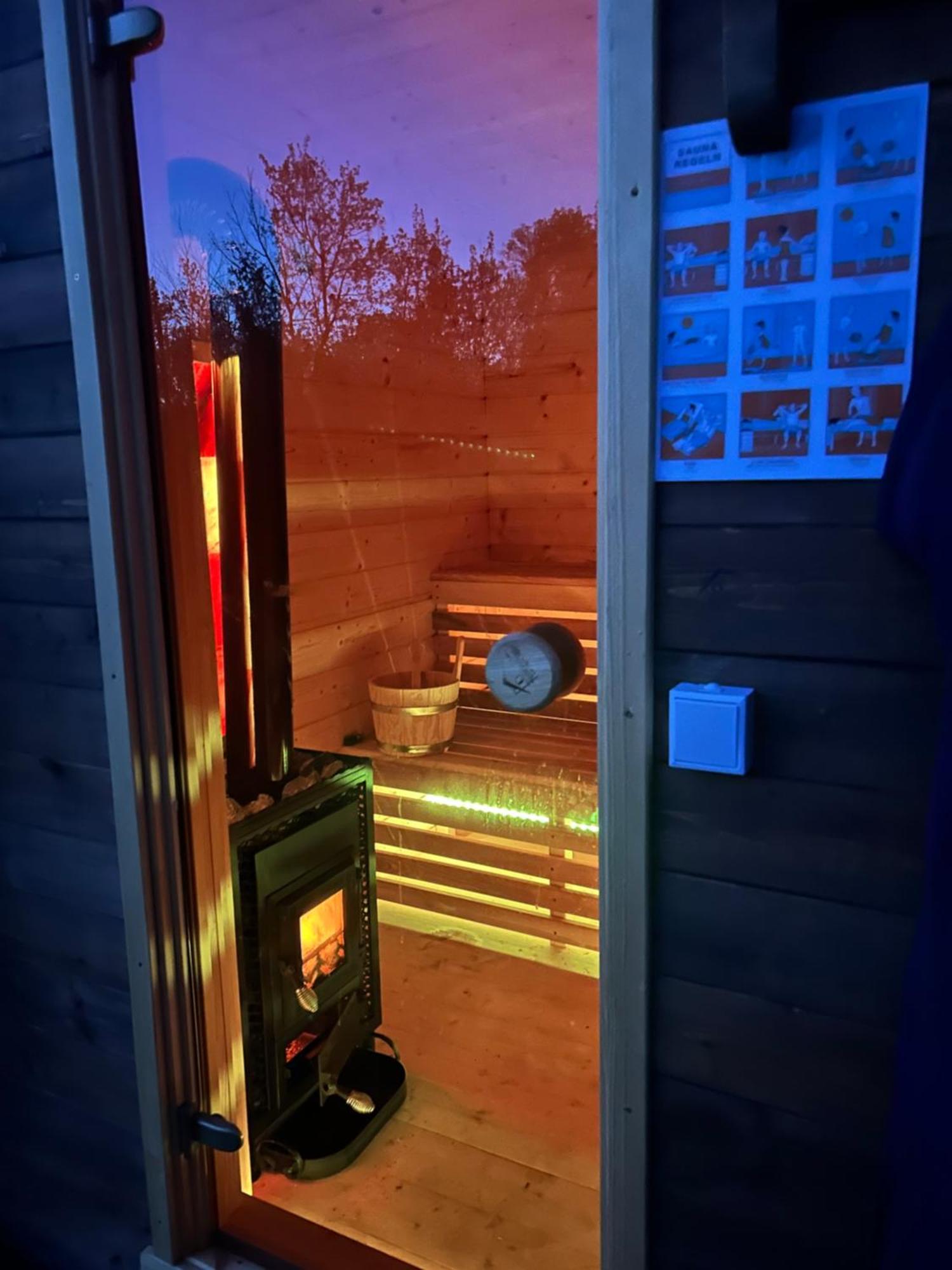 Small Apartment In Breb S Cosy Barn Esterno foto